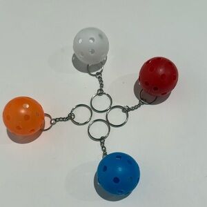 🆕 Pack of 4 New Pickleball Keychains